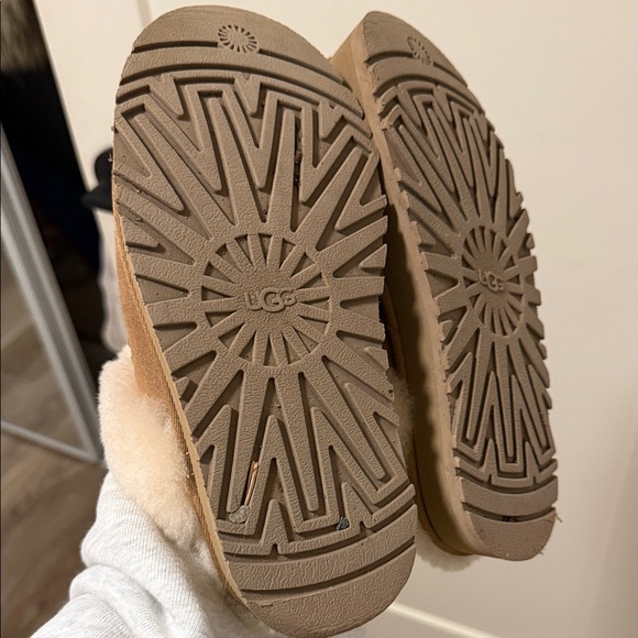 UGG Tan Shearling Slip-Ons - Picture 2 of 3